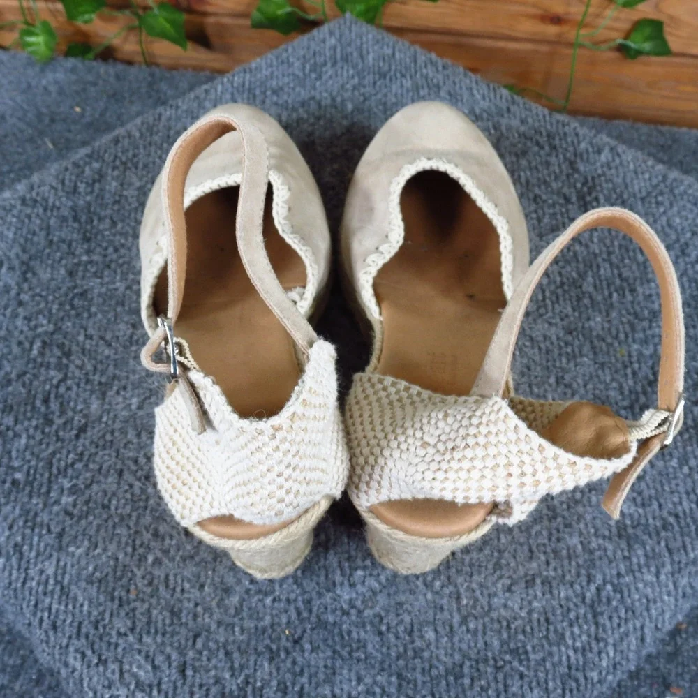 Paseart Women Espadrille Wedge Sandals Size 41 Summer Vacation Beige Suede